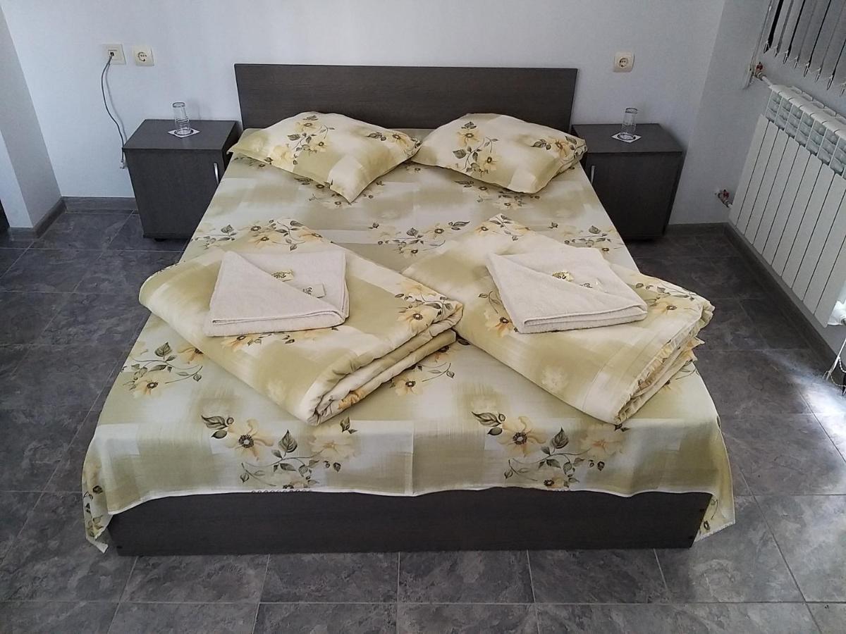 Hotel Rositsa Veliko Tarnovo Kültér fotó